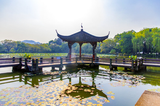 西湖開網(wǎng)亭