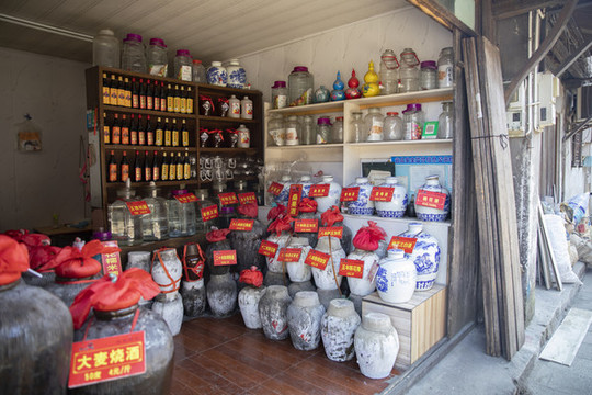 古鎮(zhèn)賣酒店鋪