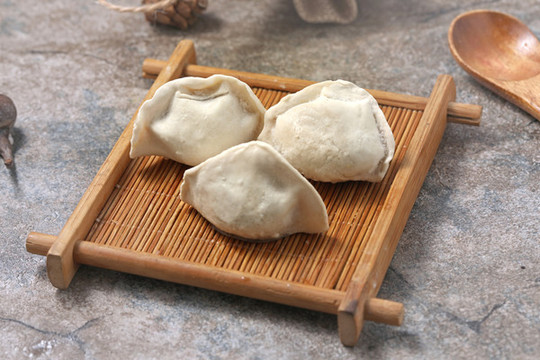 凍餃子