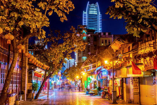 中國(guó)云南昆明老街夜景