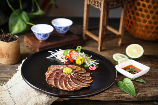涼拌牛肉