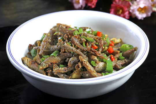 青椒嫩仔魚01