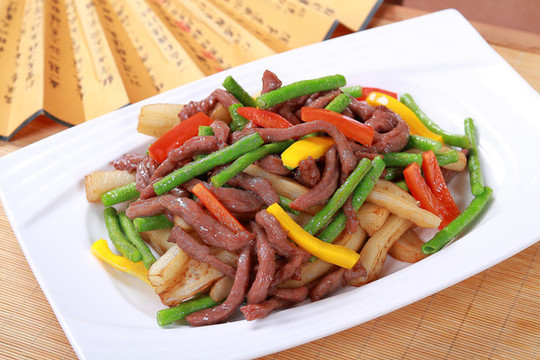 豆角炒牛柳
