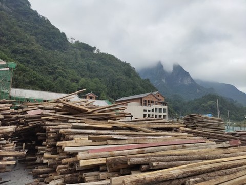 景區(qū)工地建筑材料