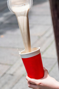 巖茶奶茶