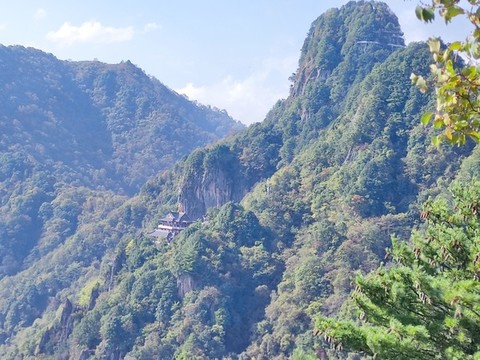南宮山