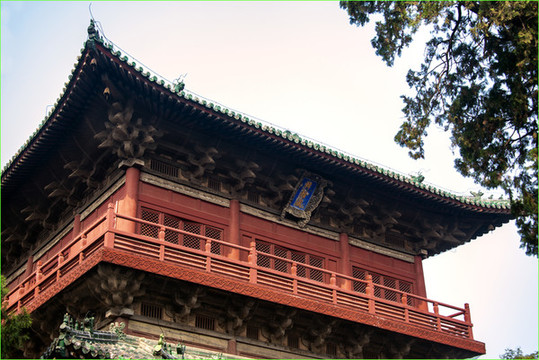 隆興寺