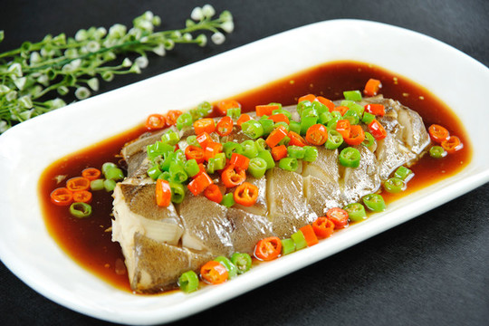 蒸鰈魚(yú)
