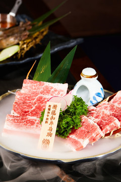 和牛后胸