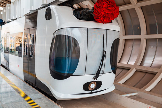 懸掛式空軌列車