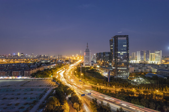 中國天津城市立交橋夜晚航拍