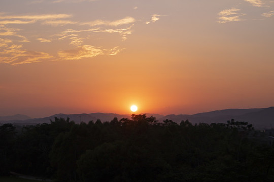 夕陽西下