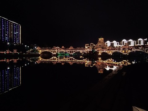 貴州錦屏清水江夜景