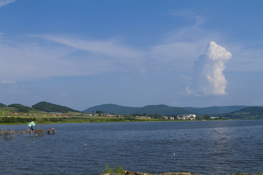 鏡泊湖