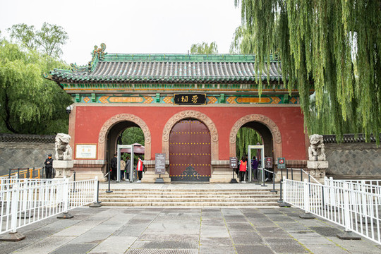 山西晉祠博物館大門