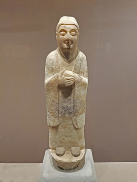 白石雕像