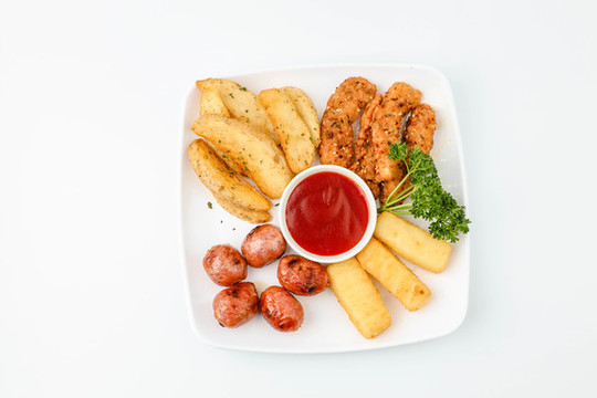西餐小食組合薯角肉棗腸