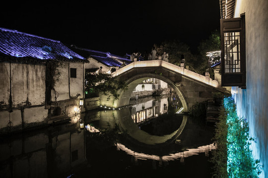 周莊夜景