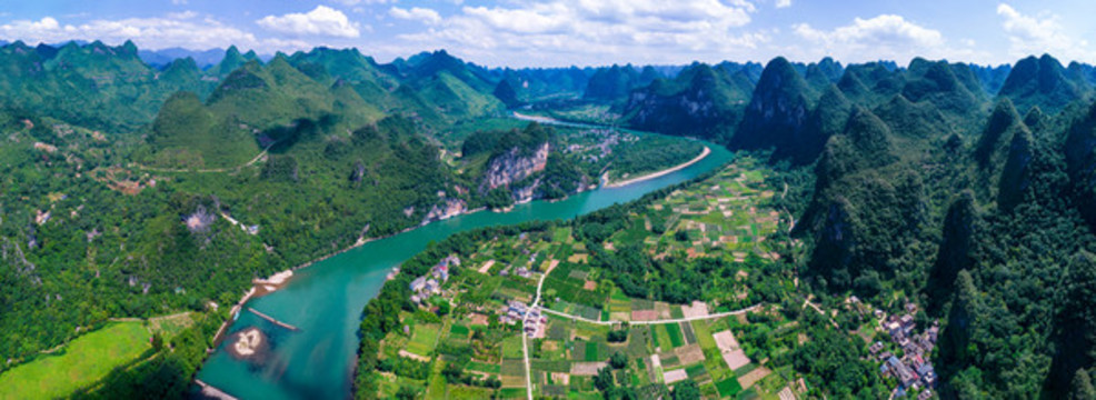 桂林冠巖風(fēng)景區(qū)航拍全景