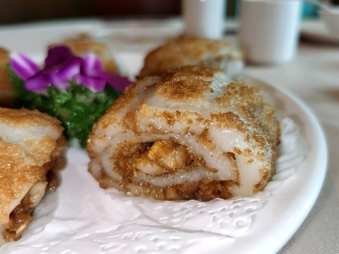 咸薄撐
