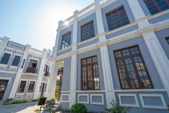 南洋騎酒店民宿樓建筑群落