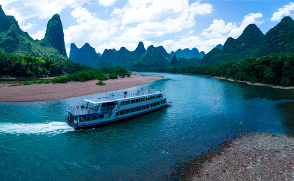 桂林山水漓江精華段全景