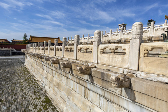 北京故宮太和殿前須彌座