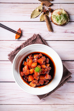 農(nóng)家紅燒肉