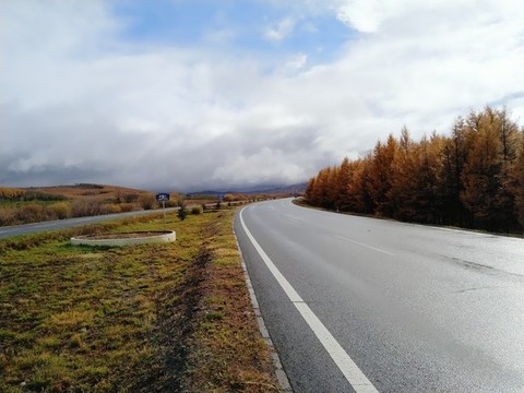 阿爾山公路