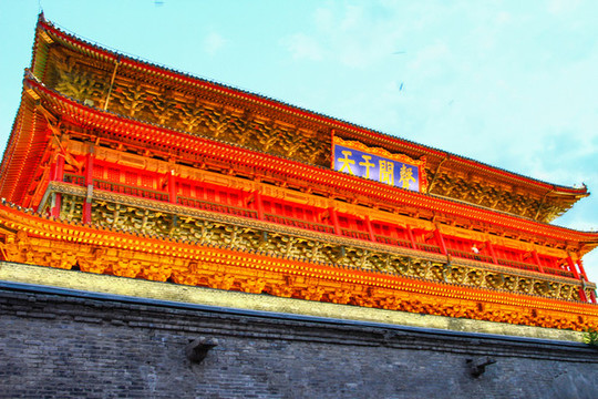 中國(guó)西安鼓樓夜景風(fēng)光