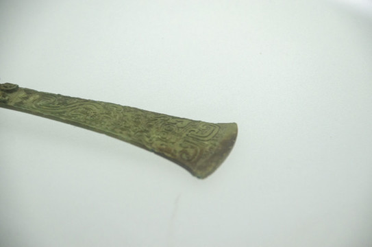 獸面長柄勺把炳部細(xì)節(jié)高清大圖