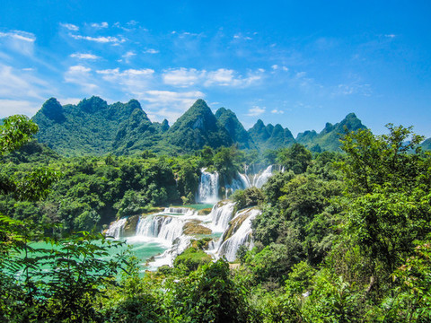 中國廣西崇左德天跨國大瀑布風(fēng)光