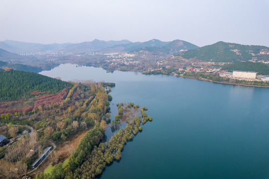 航拍濟(jì)南兩岔河水庫(kù)