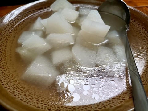 白水煮蘿卜