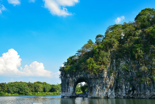 桂林象鼻山