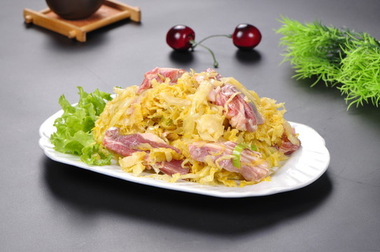 羊肉拌酸菜