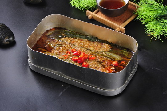 飯盒燒油麥菜