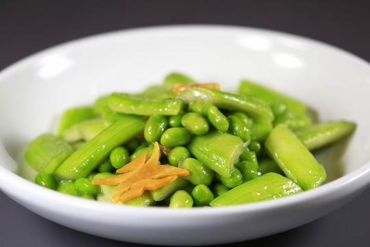 絲瓜毛豆仁