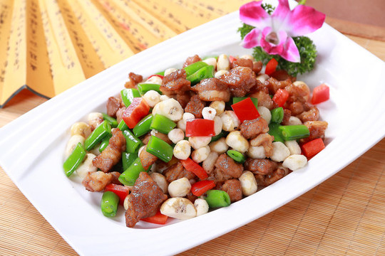荷蘭豆馬蹄炒肉丁