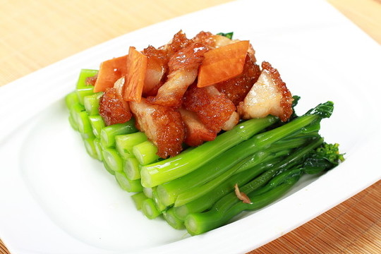 燒肉炒菜心