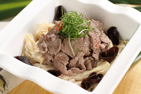木耳炒牛肉