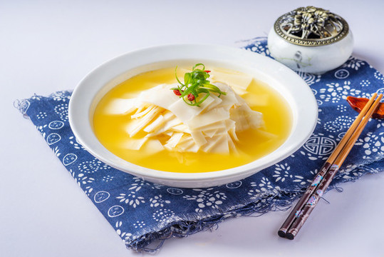 金湯筍片