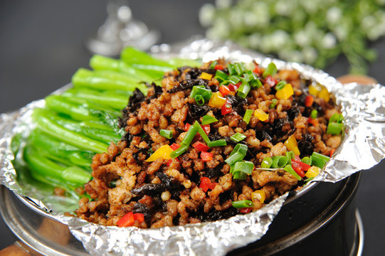 欖菜肉沫蒸菜心