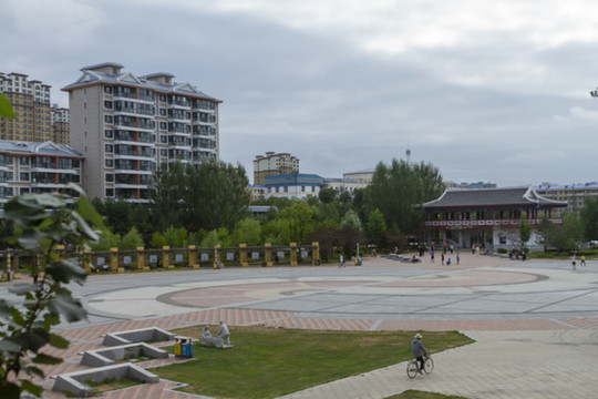 街心公園