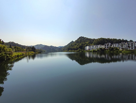山水人家圖