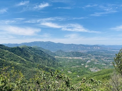 藍天白云青山