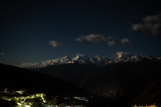 格涅神山