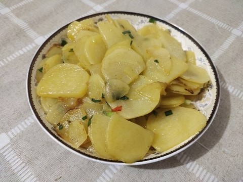 一盤土豆片