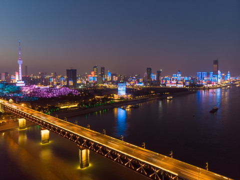 湖北武漢城市天際線風光