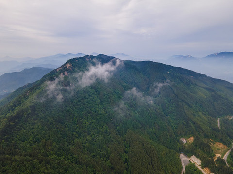 湖北黃岡羅田大別山薄刀鋒風景區(qū)